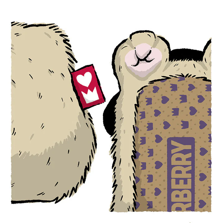 Everberry heart-and-crown tag